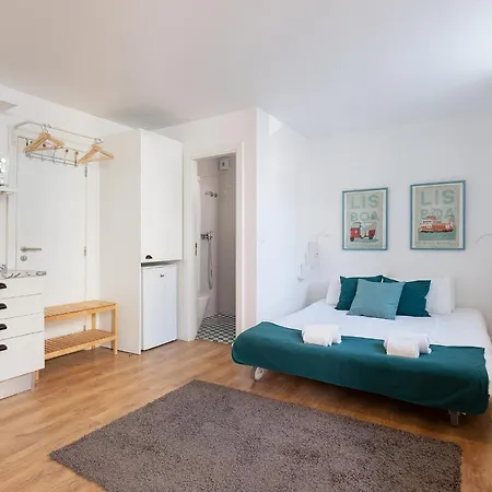 Classic Homes: Bright & In Belem Casa de Férias