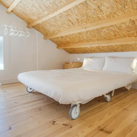 Classic Homes: Bright & In Belem بيت للعطل *