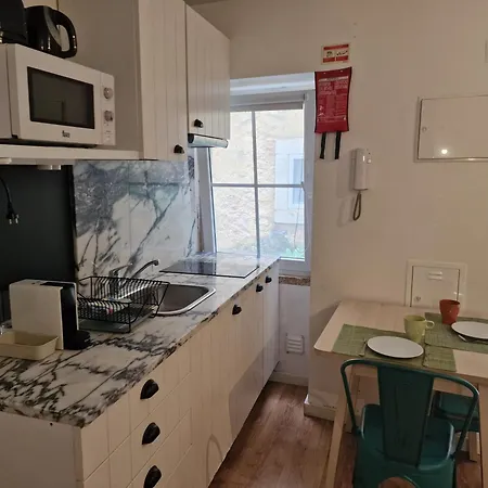 Classic Homes: Bright & In Belem * Lisboa