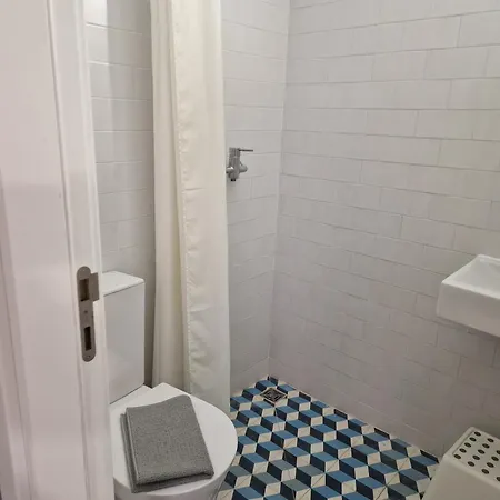 Classic Homes: Bright & In Belem