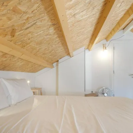 Vakantiehuis Classic Homes: Bright & In Belem Lissabon