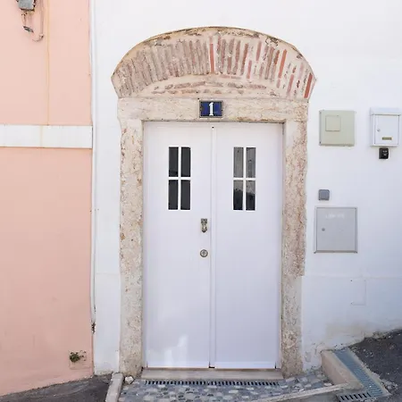 Дом отдыха Classic Homes: Bright & In Belem *