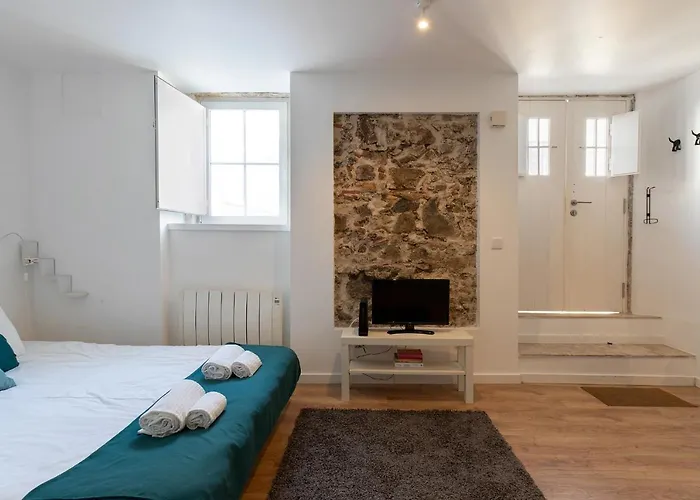 Classic Homes: Bright & In Belem Holiday home Lisbon