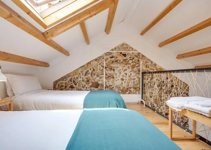 Classic Homes: Bright & In Belem Holiday home Lisbon