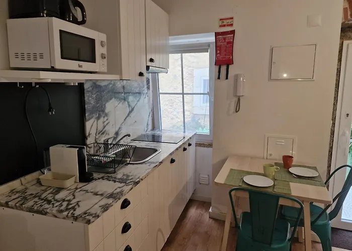 Classic Homes: Bright & In Belem * Lisbon