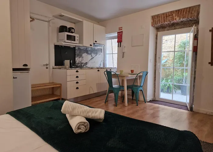 Classic Homes: Bright&central In Belém