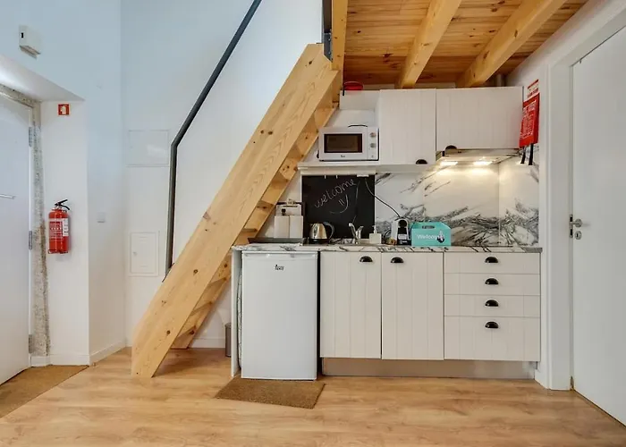 Classic Homes: Bright & In Belem Semesterbostad *