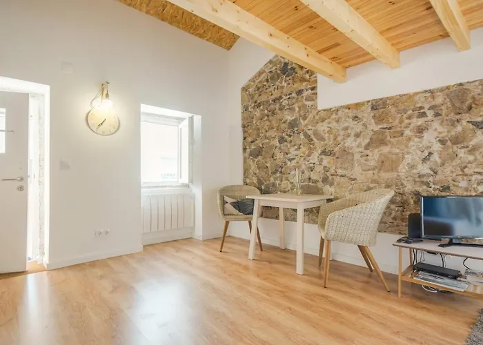 Classic Homes: Bright & In Belem Semesterbostad *