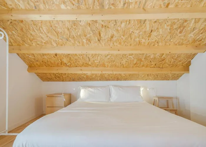 Semesterbostad Classic Homes: Bright & In Belem *